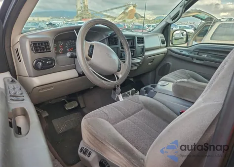 2000 Ford Excursion Xlt from USA, damaged, VIN 1FMNU40L3YEC33361